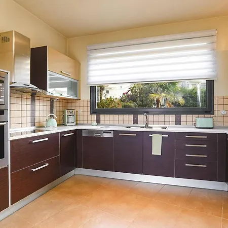 Kallisti Ialyssos By Villa *