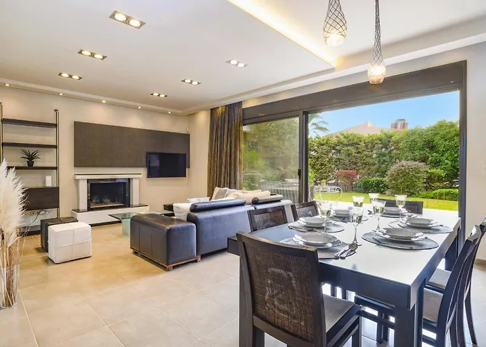 Kallisti Ialyssos By *